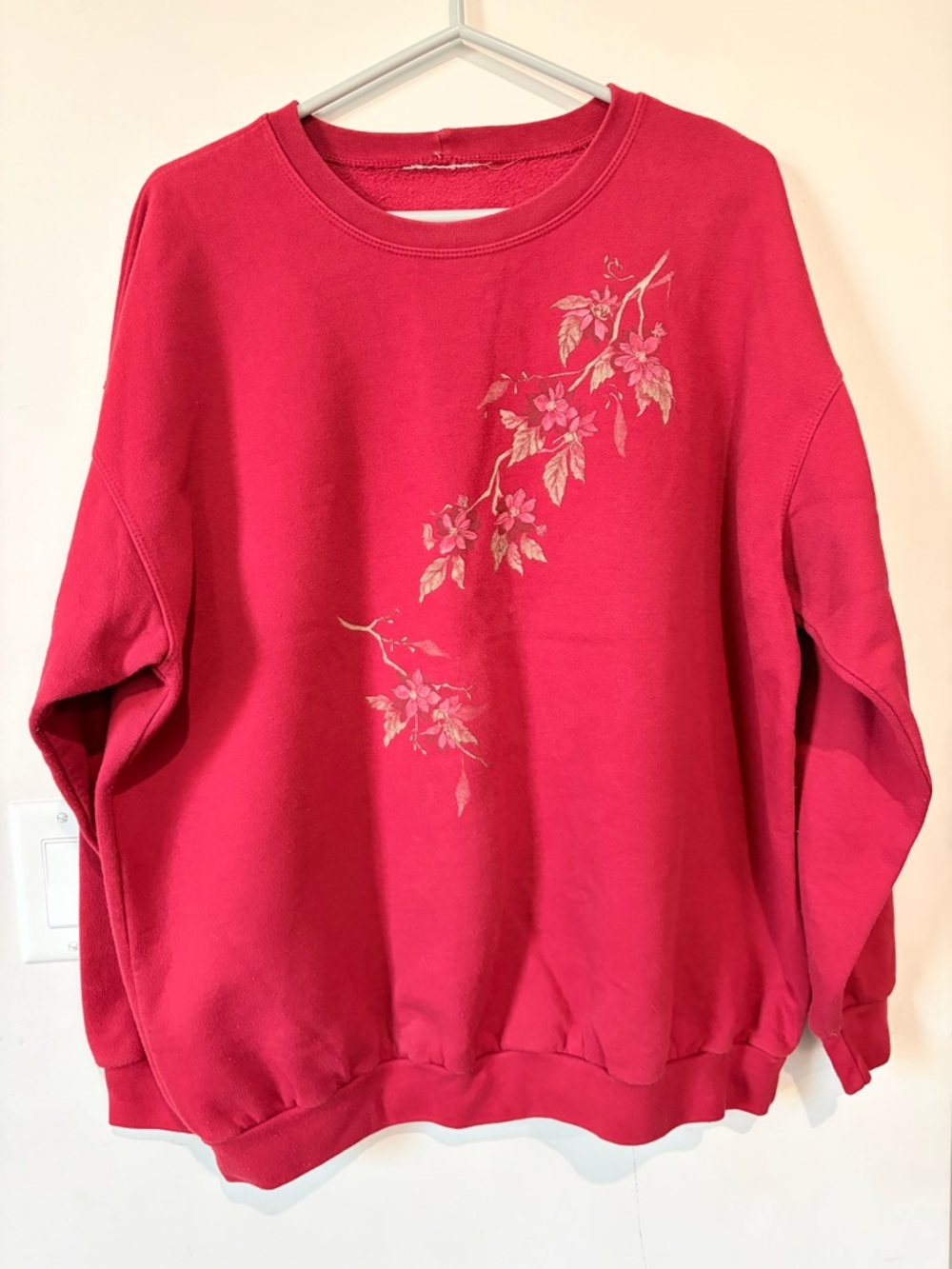Vintage sweater with floral design